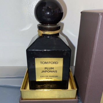 Tom Ford Plum Japonais распив